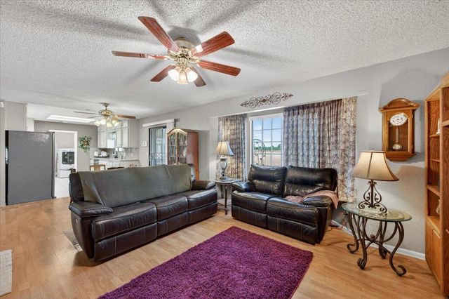 704 N Hayes Avenue, Fresno, CA 93723