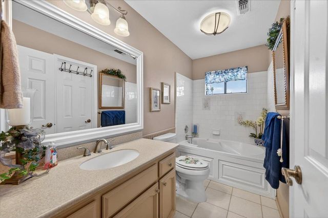 704 N Hayes Avenue, Fresno, CA 93723