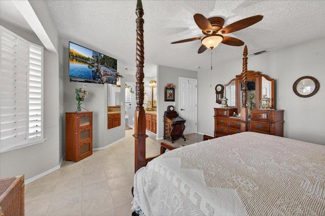 704 N Hayes Avenue, Fresno, CA 93723