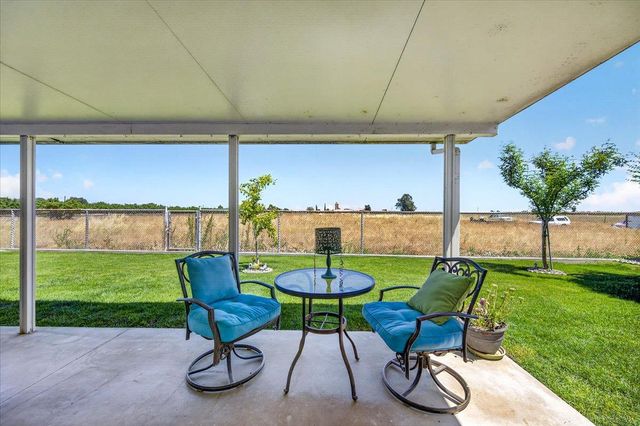 704 N Hayes Avenue, Fresno, CA 93723