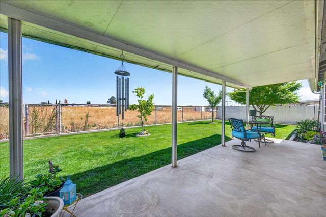 704 N Hayes Avenue, Fresno, CA 93723