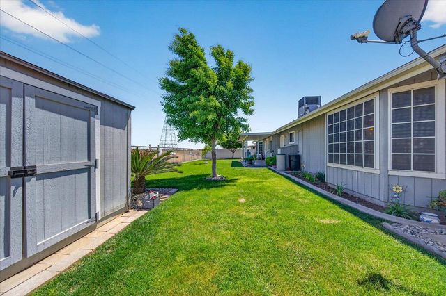 704 N Hayes Avenue, Fresno, CA 93723