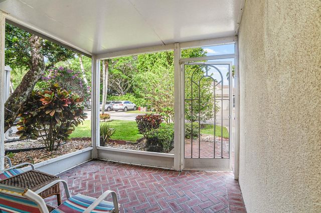 18900 Stewart Circle 7, Boca Raton, FL 33496