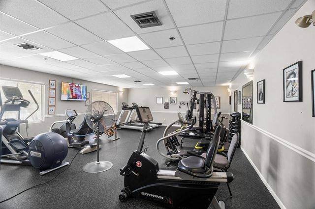 18900 Stewart Circle 7, Boca Raton, FL 33496