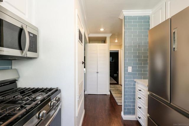 2040 Robinson C, San Diego, CA 92104