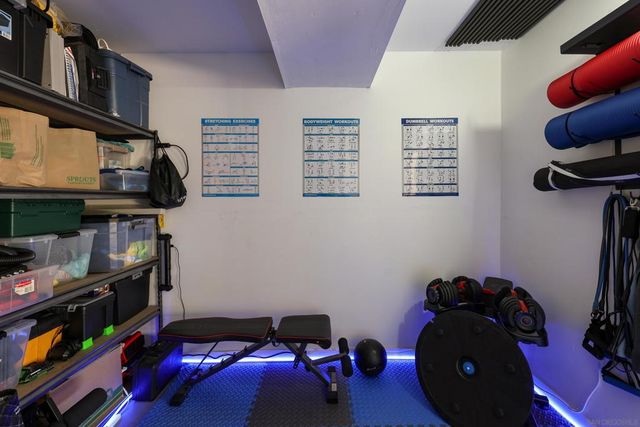 2040 Robinson C, San Diego, CA 92104