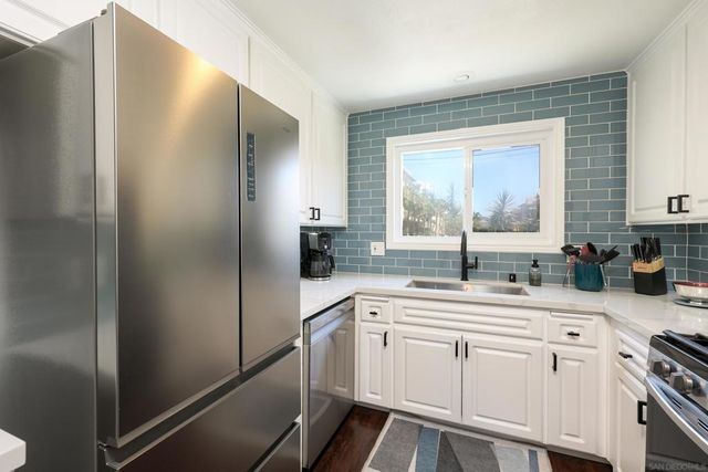2040 Robinson C, San Diego, CA 92104