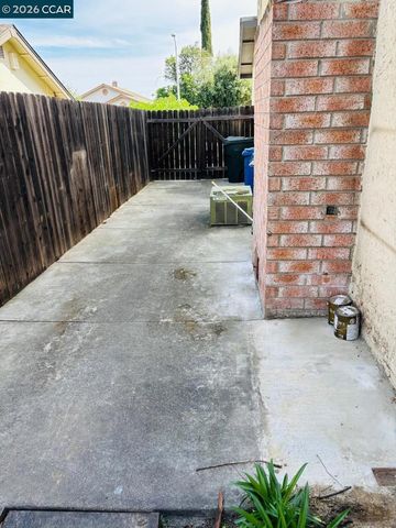 2814 Harris Dr, Antioch, CA 94509