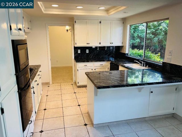 2814 Harris Dr, Antioch, CA 94509