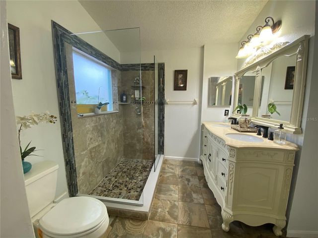 1420 WINDJAMMER PLACE, Valrico, FL 33594