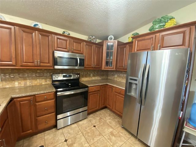 1420 WINDJAMMER PLACE, Valrico, FL 33594