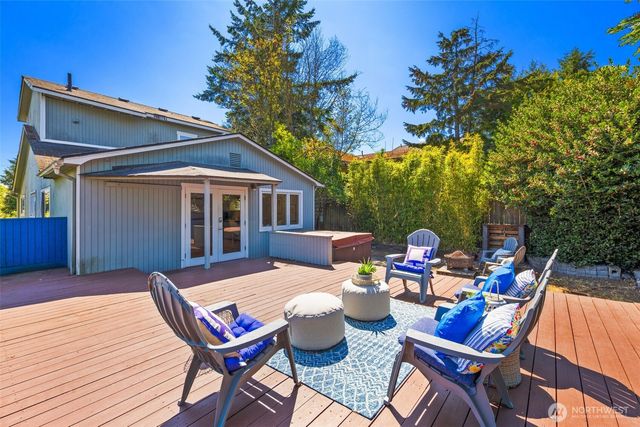 340 NE 53rd Street, Seattle, WA 98105