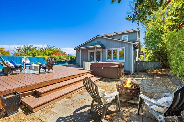 340 NE 53rd Street, Seattle, WA 98105