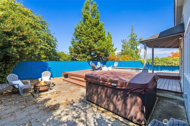 340 NE 53rd Street, Seattle, WA 98105