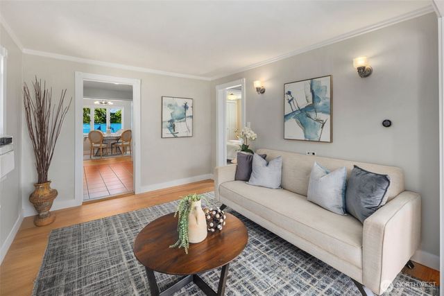 340 NE 53rd Street, Seattle, WA 98105