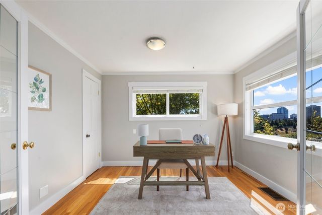 340 NE 53rd Street, Seattle, WA 98105