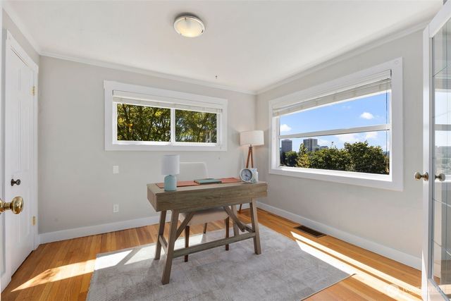 340 NE 53rd Street, Seattle, WA 98105