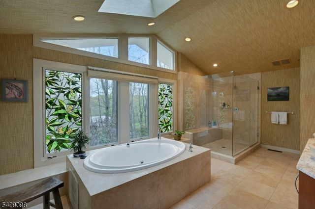 174 Bliss Rd, Mendham Boro, NJ 07945