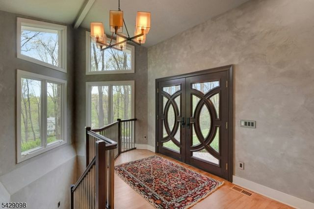 174 Bliss Rd, Mendham Boro, NJ 07945