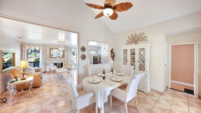 2323 E Hillcrest Avenue, Visalia, CA 93292