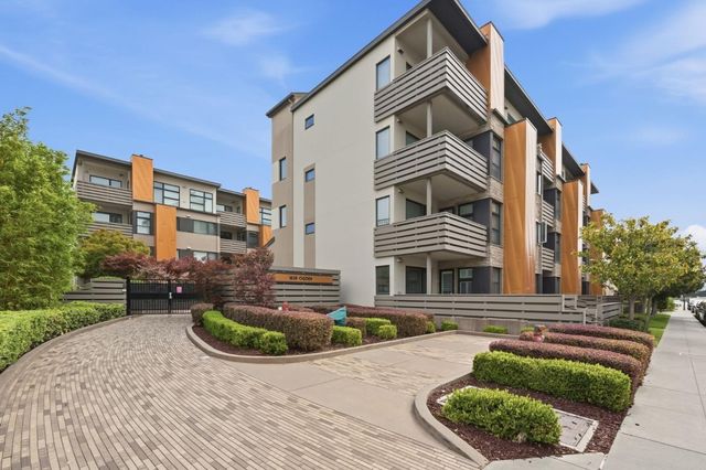 1838 Ogden Drive 110, Burlingame, CA 94010