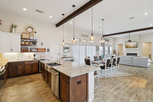 311 Abrego Lake, Floresville, TX 78114