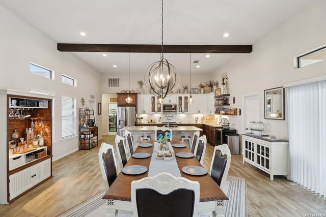 311 Abrego Lake, Floresville, TX 78114