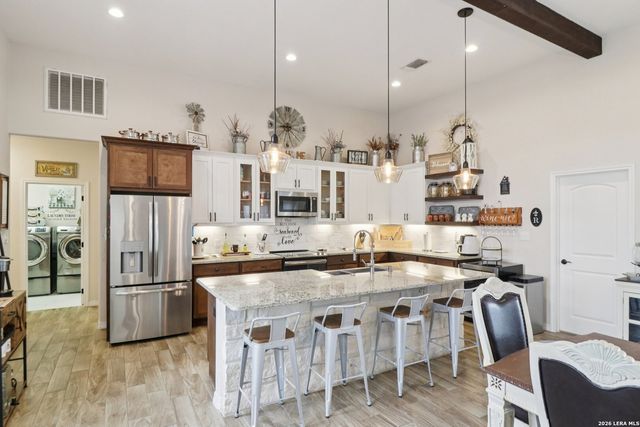 311 Abrego Lake, Floresville, TX 78114