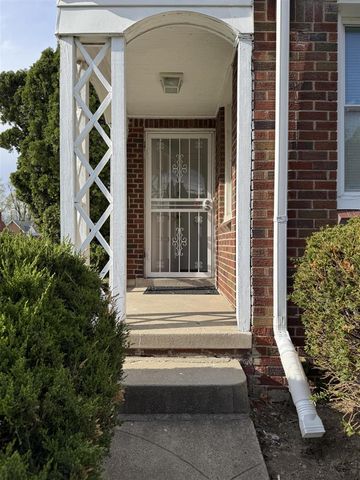 16800 Asbury Park, Detroit, MI 48235