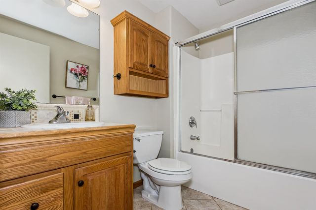 3004 W Keywest St, Wichita, KS 67204