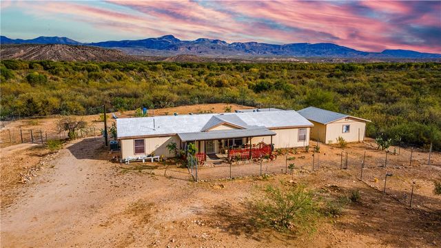 18488 Golf Course Avenue, Wikieup, AZ 85360