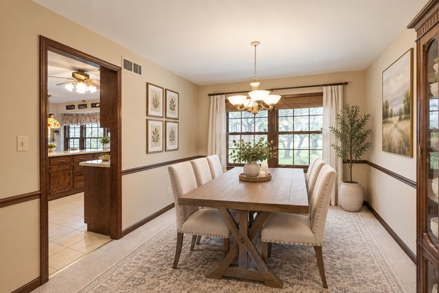 311 Clearbrook Court, Schaumburg, IL 60193