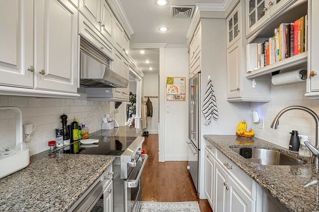 93 Revere Street 4, Boston, MA 02114