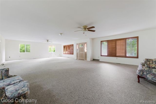 3187 Mapleridge, Milford, MI 48380