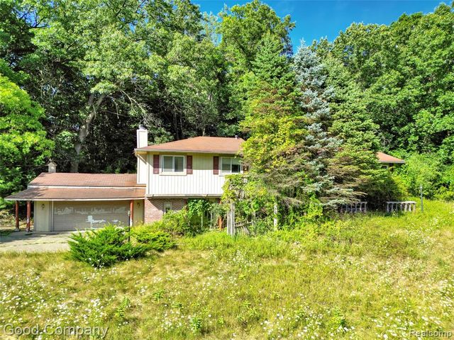 3187 Mapleridge, Milford, MI 48380