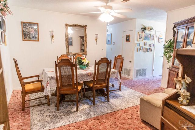 7569 Pine Meadows Loop, North Pace, FL 32571