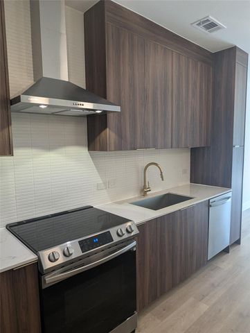 1701 Simond Ave 216, Austin, TX 78723