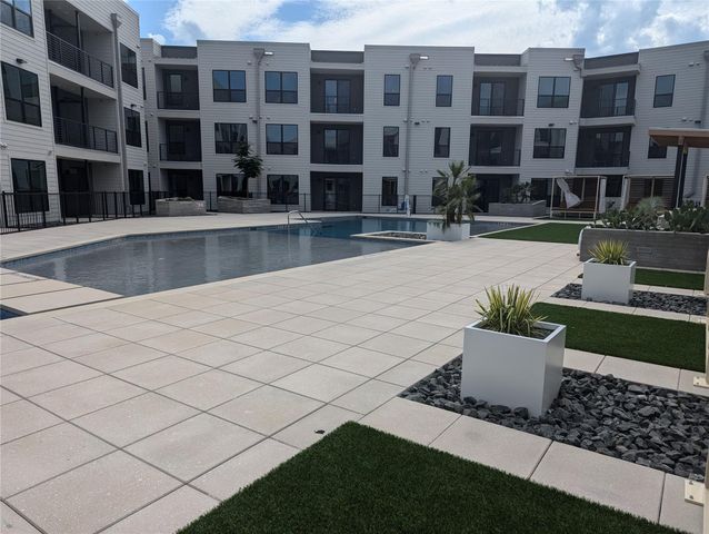 1701 Simond Ave 216, Austin, TX 78723