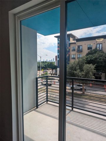 1701 Simond Ave 216, Austin, TX 78723