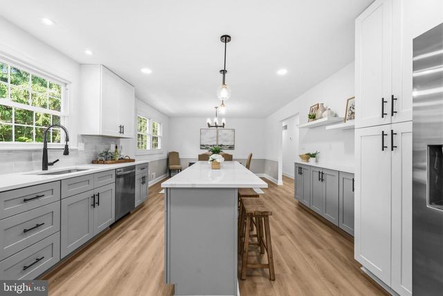 9398 PAULSKIRK DR, Ellicott City, MD 21042