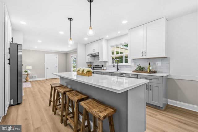 9398 PAULSKIRK DR, Ellicott City, MD 21042