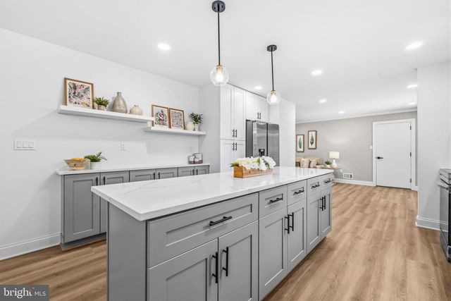 9398 PAULSKIRK DR, Ellicott City, MD 21042