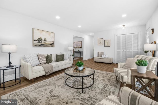 9398 PAULSKIRK DR, Ellicott City, MD 21042