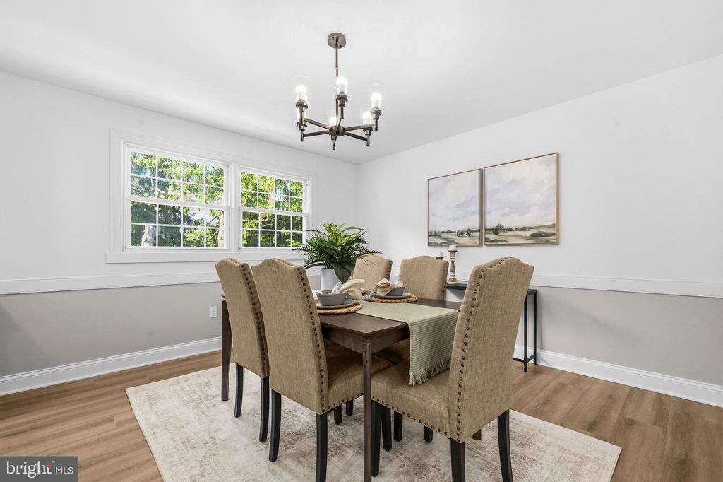 Image 20 of property listing at 9398 PAULSKIRK DR, Ellicott City, MD 21042
