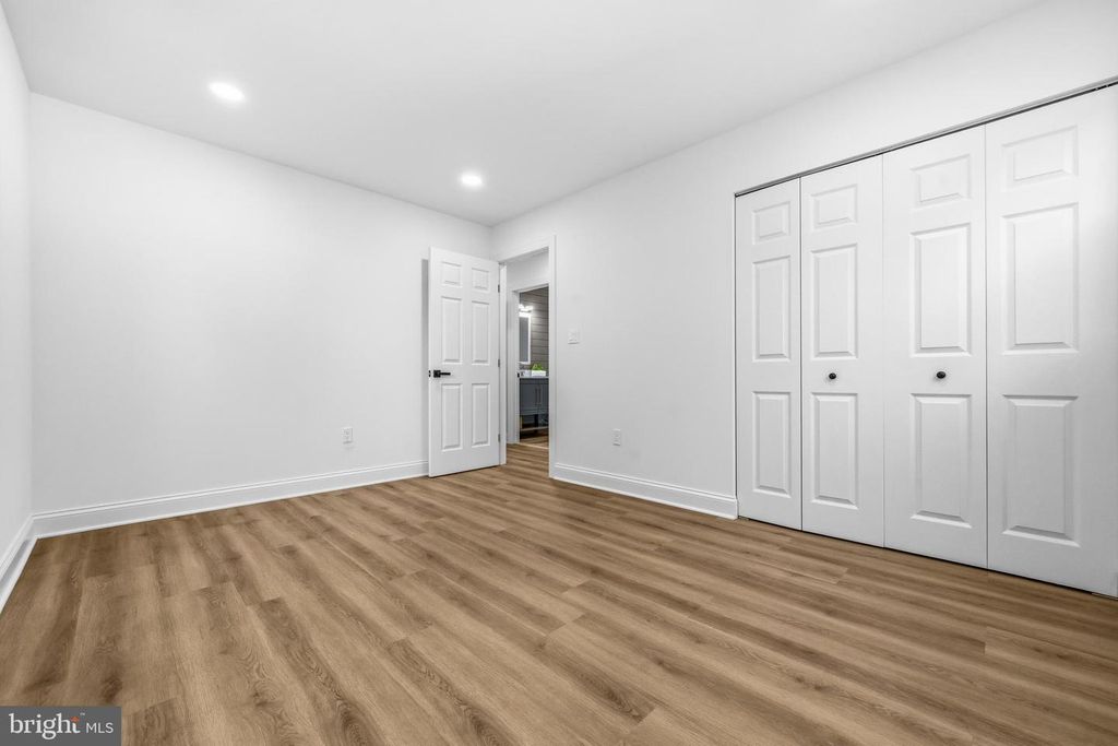 Image 29 of property listing at 9398 PAULSKIRK DR, Ellicott City, MD 21042