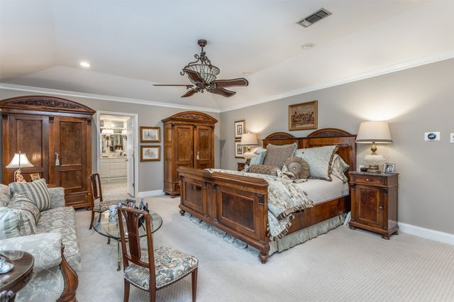 308 Wheeler Creek Court, Gainesville, TX 76240