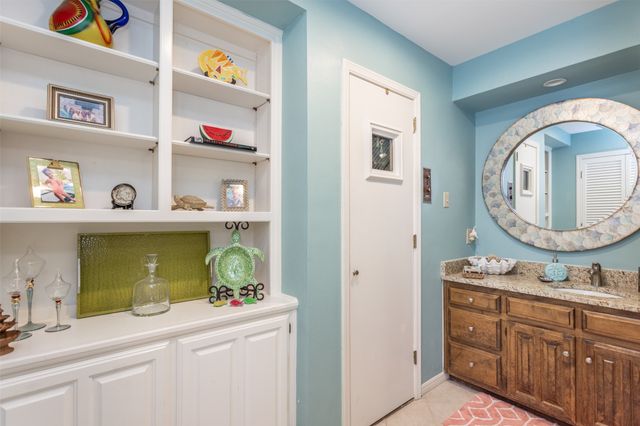 308 Wheeler Creek Court, Gainesville, TX 76240