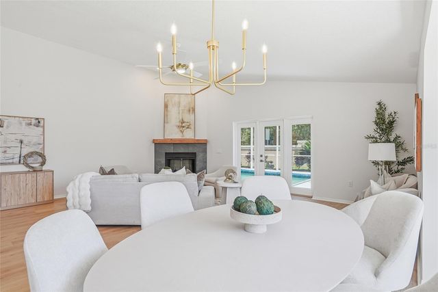 6119 55TH AVENUE CIRCLE E, Bradenton, FL 34203