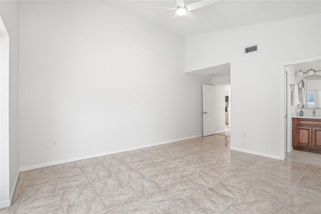 6119 55TH AVENUE CIRCLE E, Bradenton, FL 34203