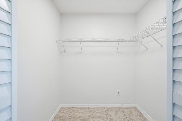 6119 55TH AVENUE CIRCLE E, Bradenton, FL 34203